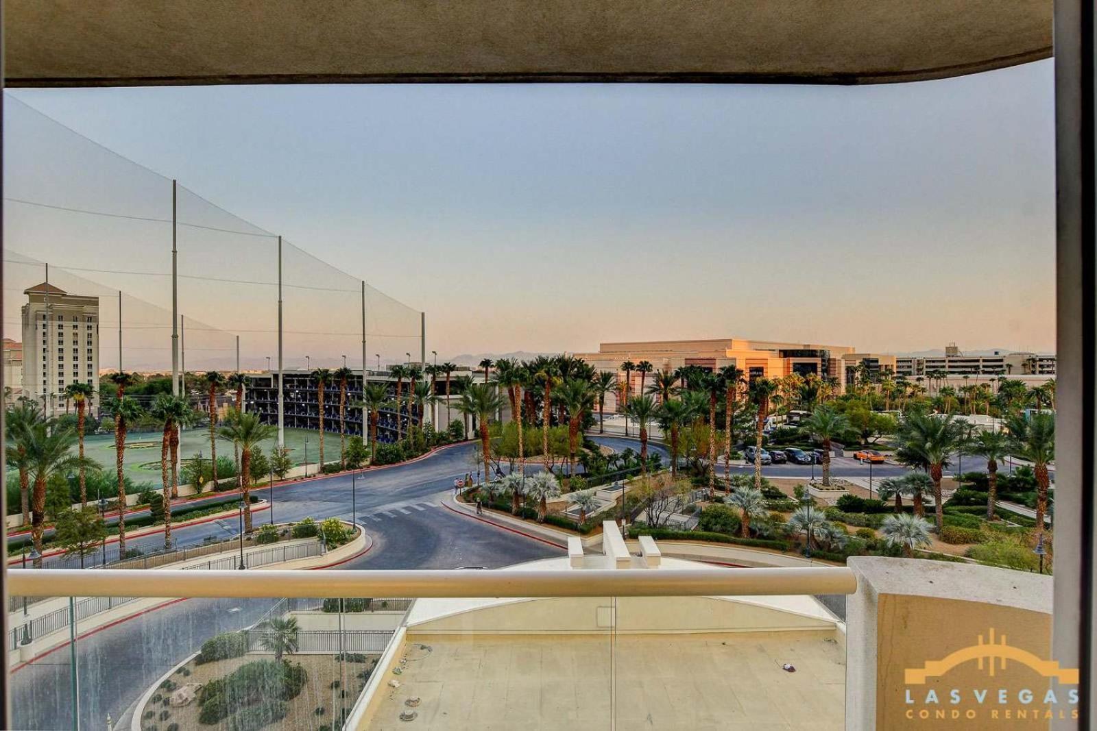 Mgm Signature-04-714 1br 2ba Balcony Ferienhaus *